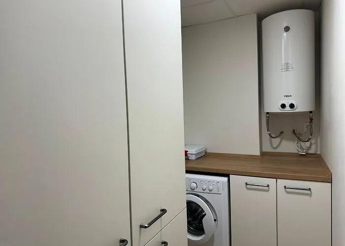 Avenida America Apartamento