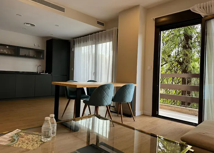 Avenida America Apartamento